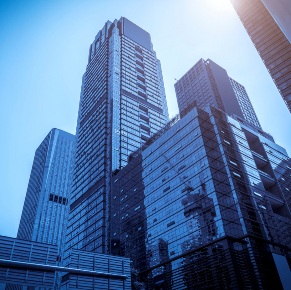 Who Should Pay for Insurance on a Commercial Property?