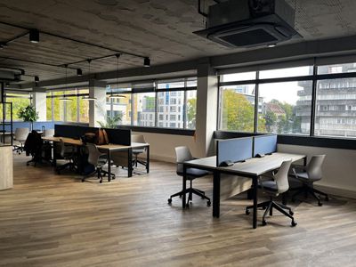 Property Image for The Bulb, Nelson Gate, Blechynden Terrace, Station Quarter, Southampton, Hampshire, SO15 1GX