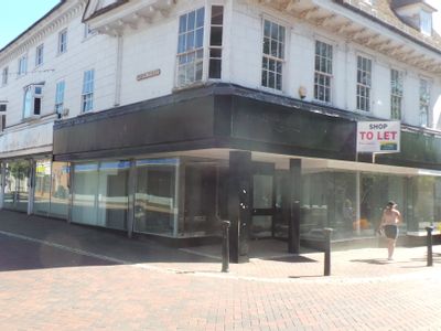 Property Image for 54 High Street, Ashford, Kent, TN24 8JN
