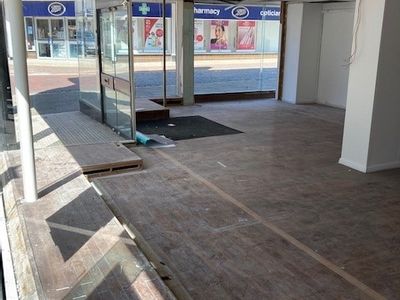 Property Image for 54 High Street, Ashford, Kent, TN24 8JN