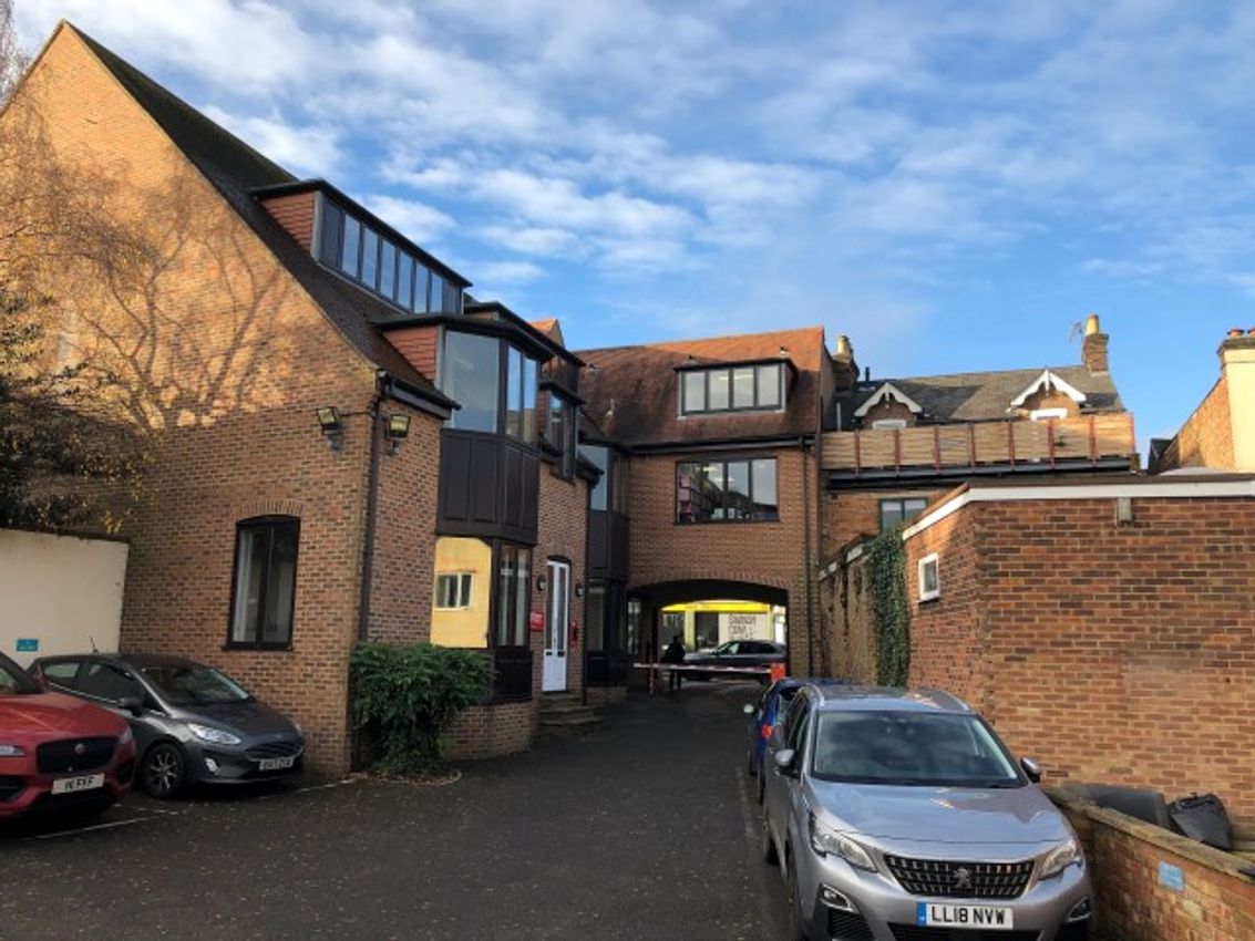 To Let 3 Claridge Court, Lower Kings Road, Berkhamsted, Berkhamsted