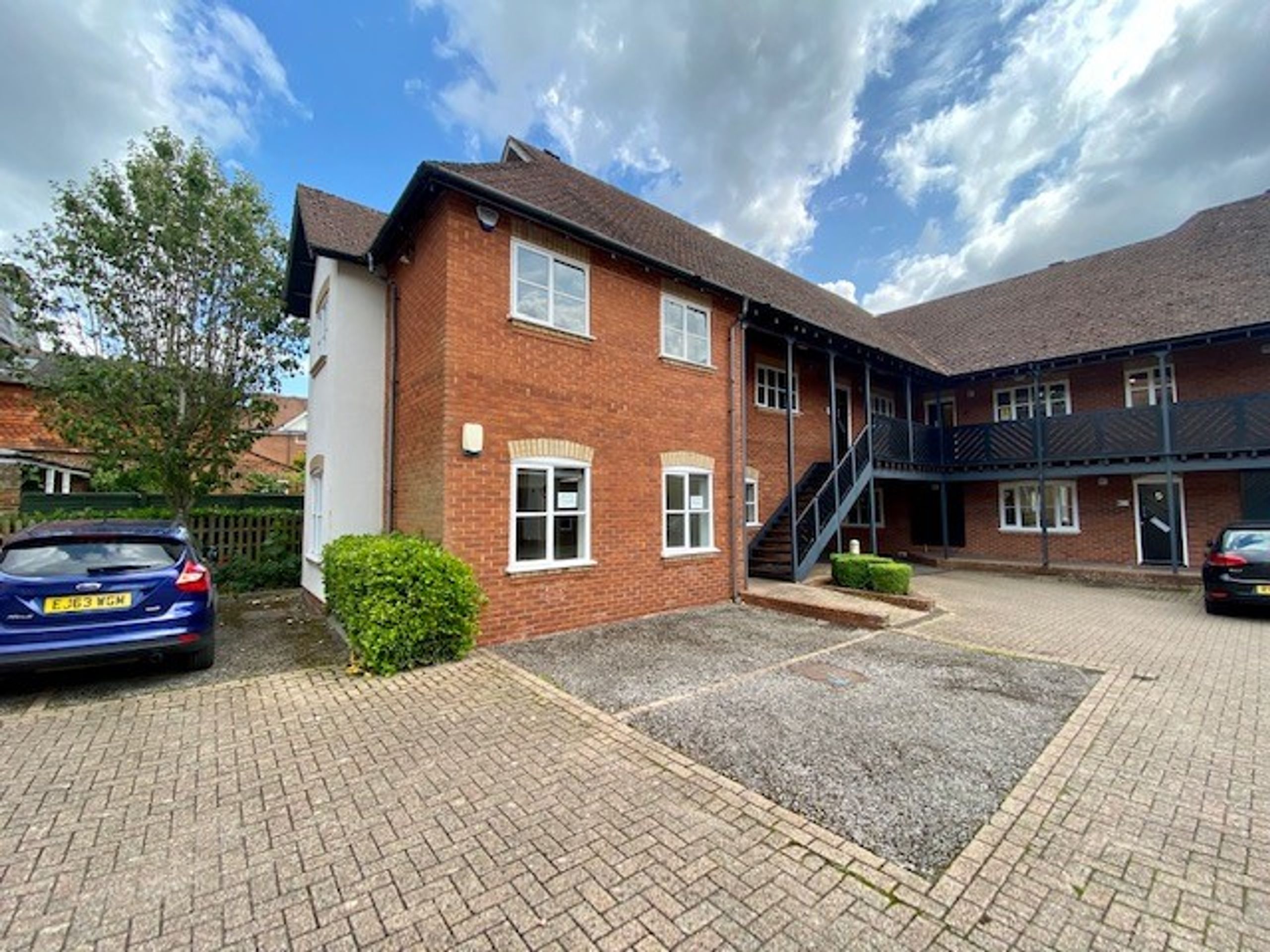 To Let 6 West Mills Yard, Road, Newbury, West Berkshire, RG14