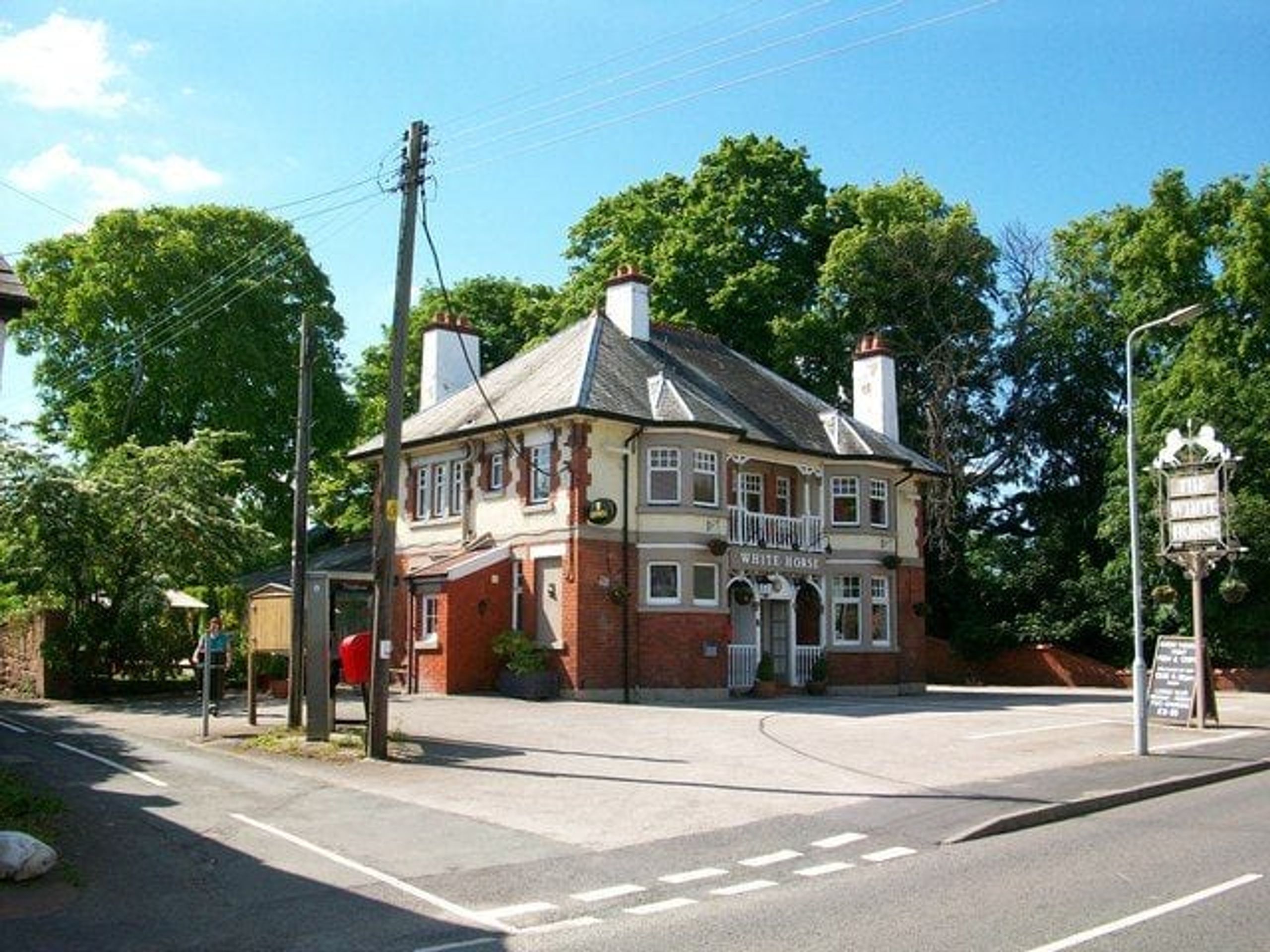 For Sale White Horse Inn, Chester Road, Chester, Cheshire, CH3 6LA