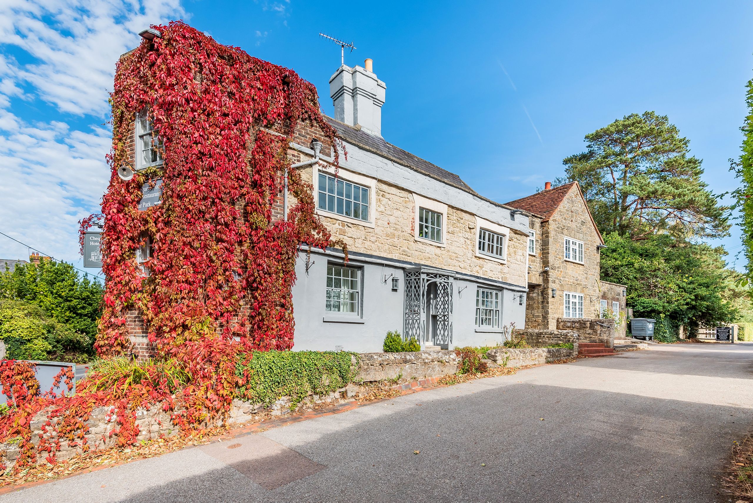 For Sale Chequers Hotel Old Rectory Lane Pulborough West Sussex Rh20 1ad Proplist