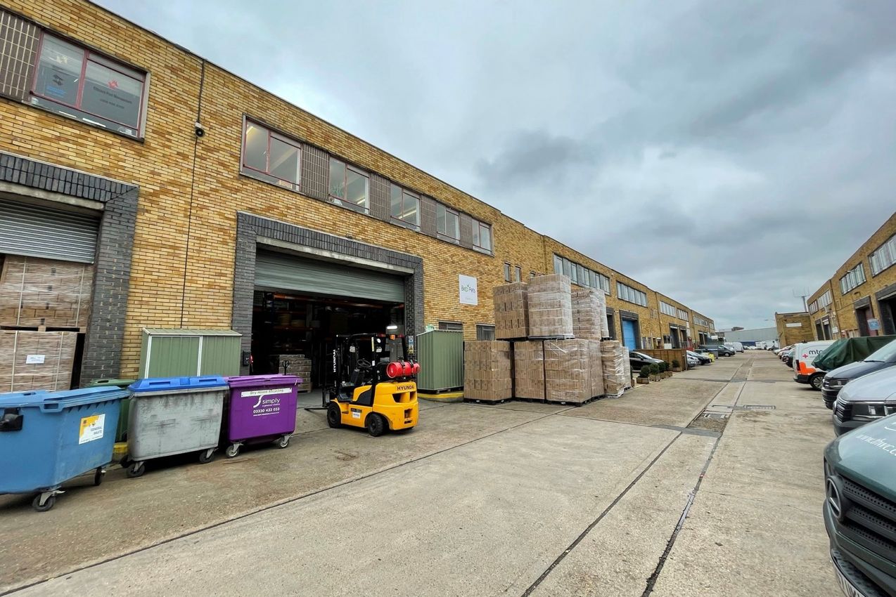 To Let Unit 4, Bellingham Trading Estate, Franthorne Way, Bellingham