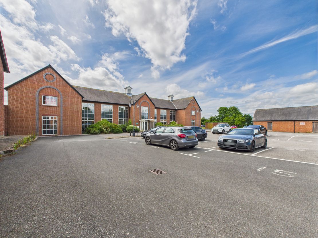 Chowley Court, A41 Bolesworth Tattenhall, Chowley Oak Business Park Tattenhall, Chester, Chester, Cheshire, CH3 9GA