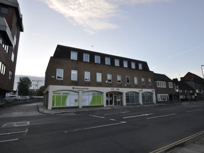 Property Image for Midland House, 117-119 High Street, Crawley, RH10 1DD