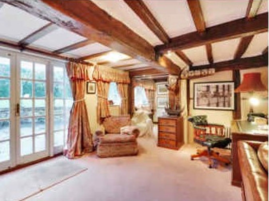Parkfields Farm, Hophurst Lane, Crawley Down, Crawley, West Sussex, RH10 4LN