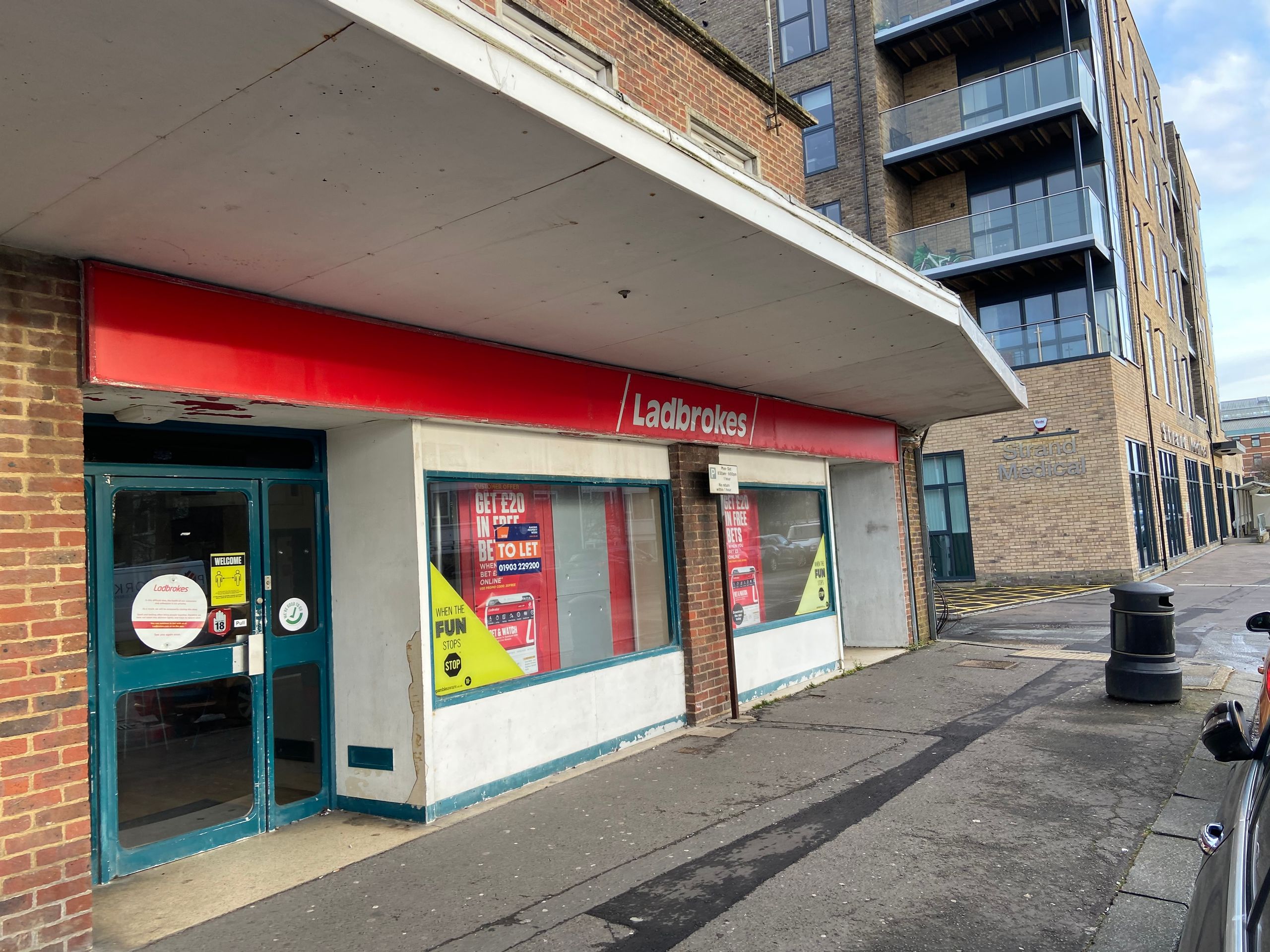 To Let 78 Field Place Parade, GoringbySea, West Sussex, BN12 6BS