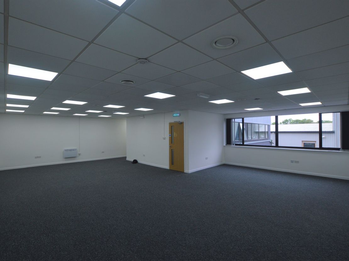 Unit 8 Redlands Centre, Redlands, Coulsdon, Surrey, CR5 2HT