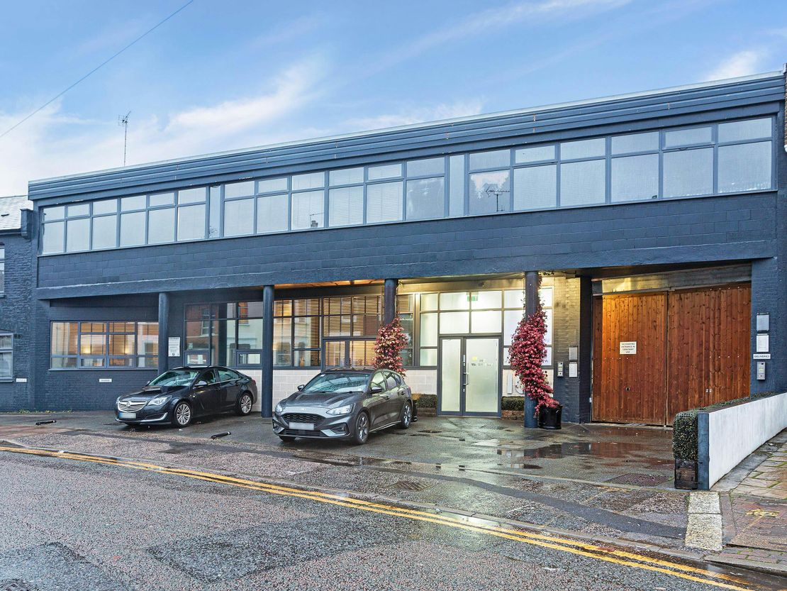 Studio 3, The Courtyard, 100 Villiers Road, Willesden, NW2 5PJ