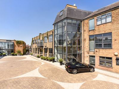 Property Image for Studio 3, The Courtyard, 100 Villiers Road, Willesden, NW2 5PJ