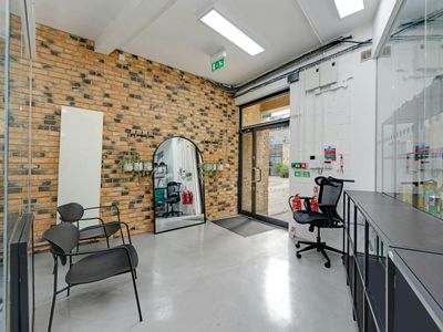 Property Image for Studio 3, The Courtyard, 100 Villiers Road, Willesden, NW2 5PJ