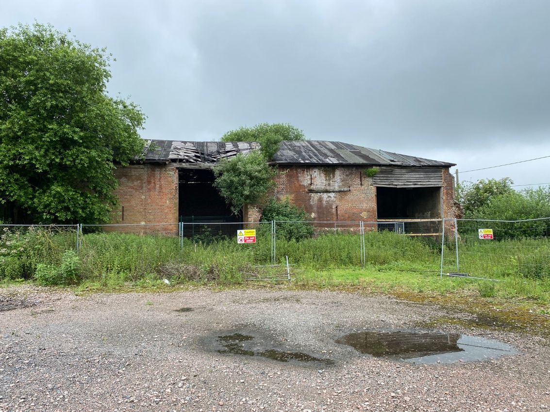 For Sale Frognal Barn, Lower Road, Teynham, Sittingbourne, Kent, ME9