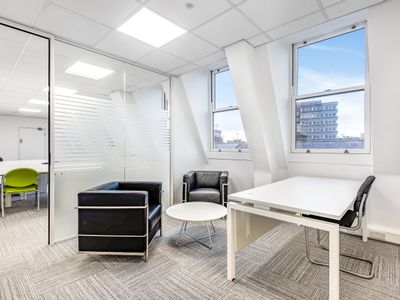 Property Image for 25 - 29 Queen Street, Maidenhead, South East, SL6 1NB