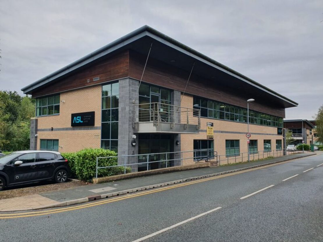 Stockport, Greater Manchester, SK7 5EH