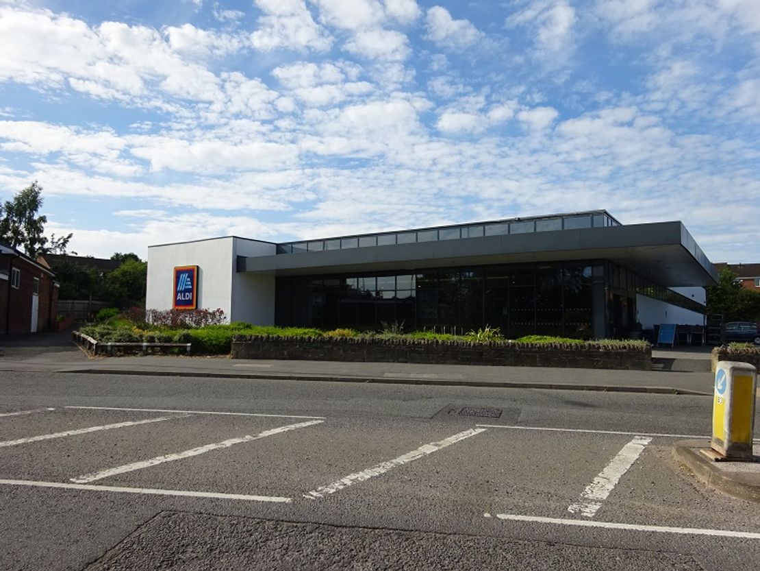 Lane End, Urban Rd, Kirkby in Ashfield, Nottingham NG17 8AP