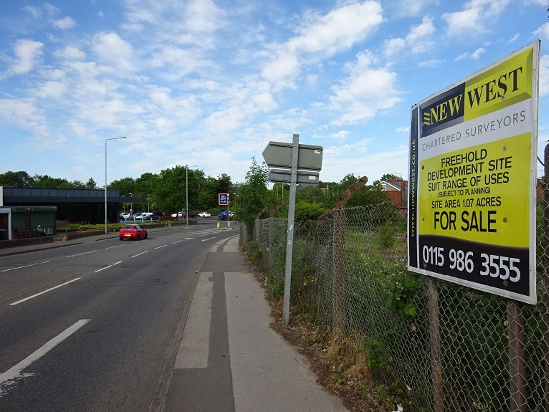 Lane End, Urban Rd, Kirkby in Ashfield, Nottingham NG17 8AP