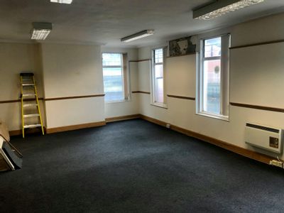 Property Image for 4 Central Pavement, Chesterfield, S40 1PQ