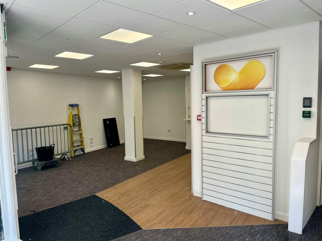 4 Central Pavement, Chesterfield, S40 1PQ