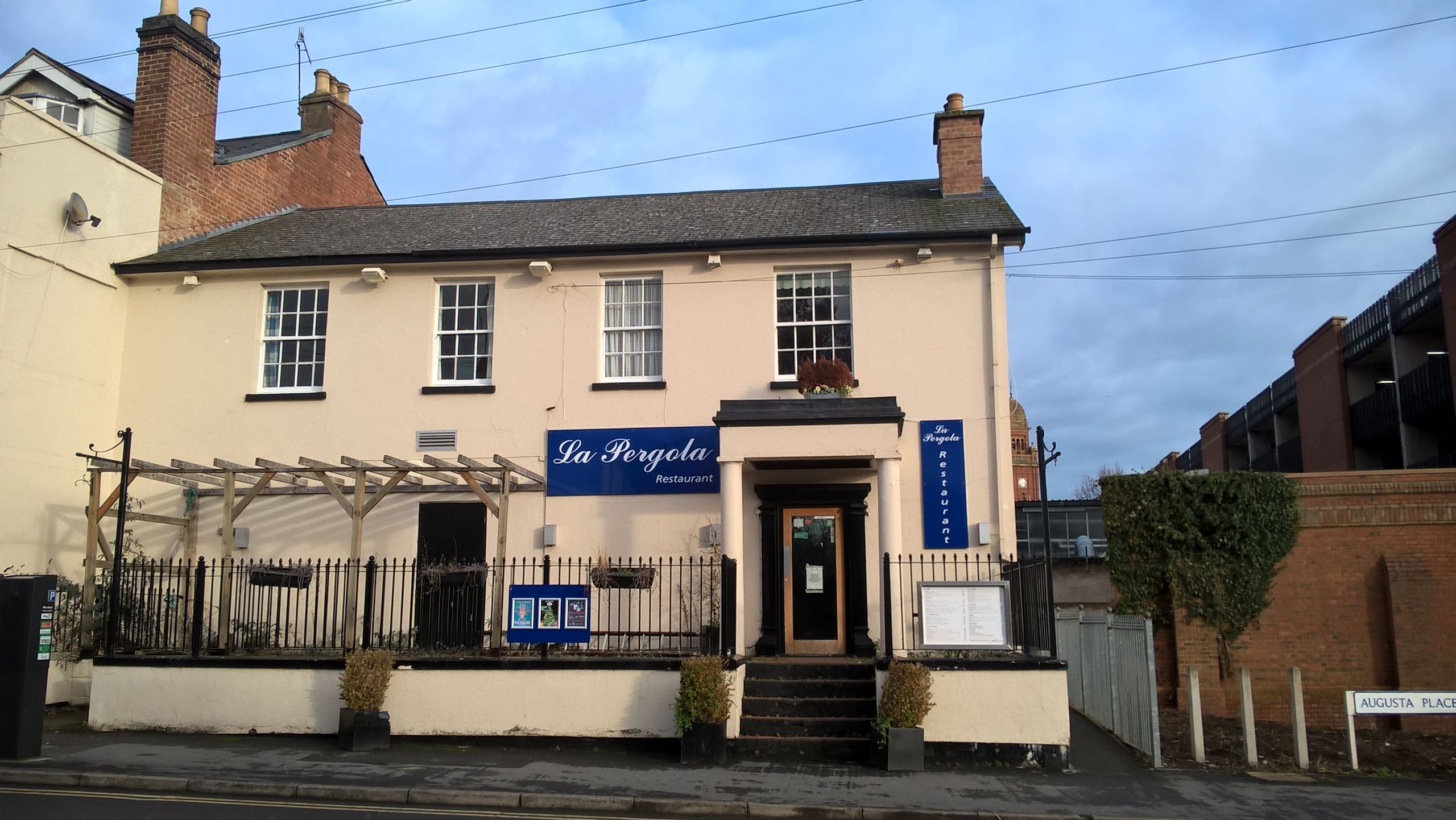 To Let La Pergola, 31 Augusta Place, Leamington Spa, Warwickshire