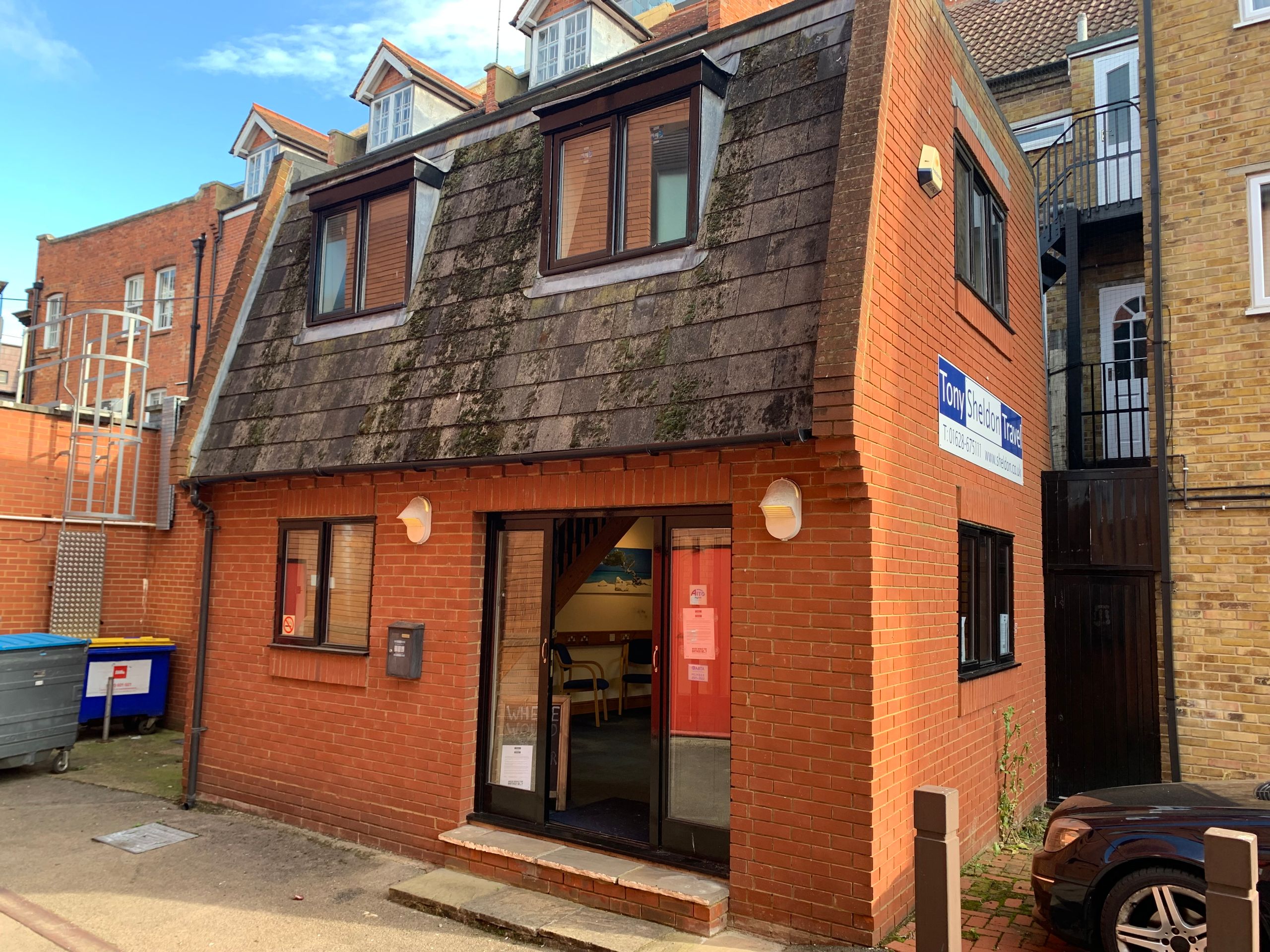 To Let The Studio, Brock Lane, Maidenhead, Berkshire, SL6 1LP PropList