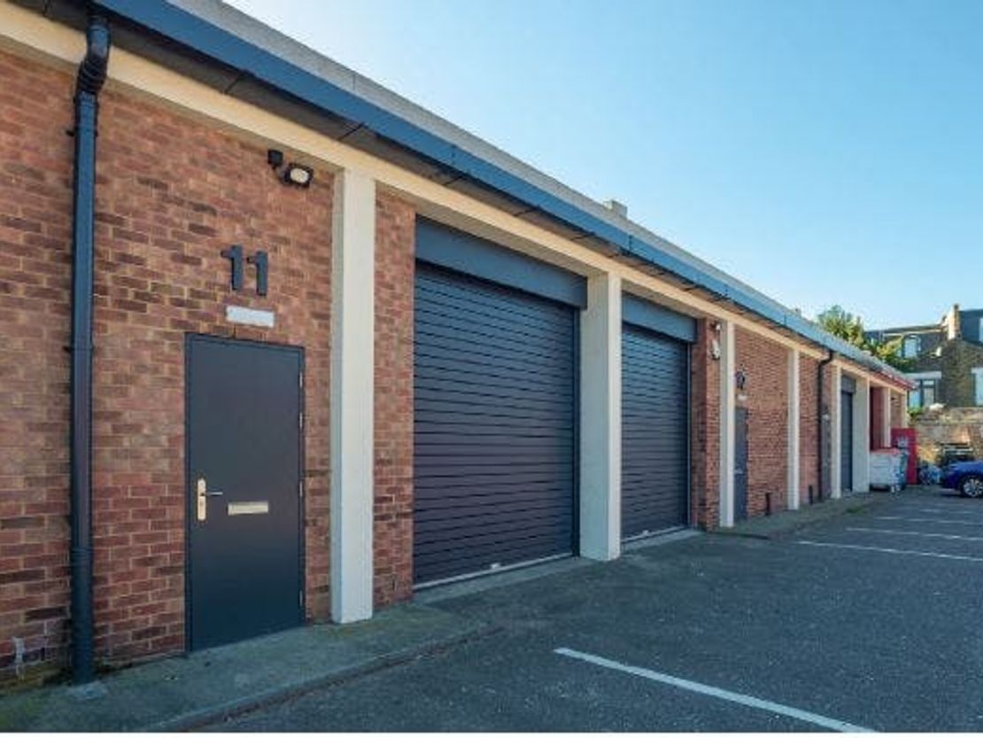 Glenville Mews Industrial Estate, Glenville Mews, London, SW18 4NJ