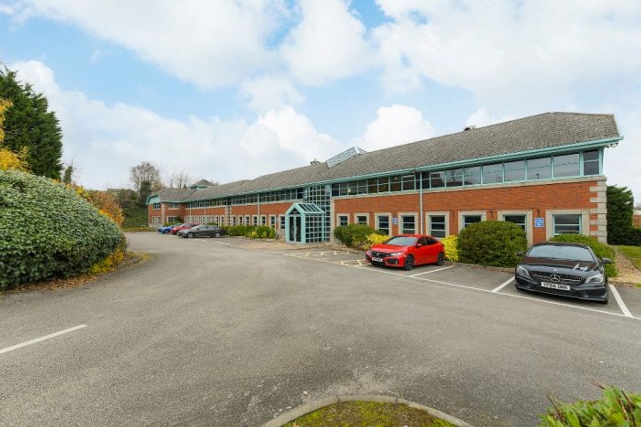 To Let Sandmartin House, Oak Tree Lane, Mansfield, Nottinghamshire