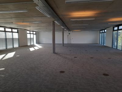 Property Image for The Village, Butterfield Business Park, Great Marlings, Luton, East Of England, LU2 8DL