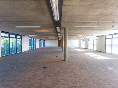 Property Image for The Village, Butterfield Business Park, Great Marlings, Luton, East Of England, LU2 8DL