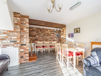 Property Image for Poplar Farm Caravan Park and Restaurant | Chapel Lane | Addlethorpe | Skegness | Lincolnshire | PE24 4TG