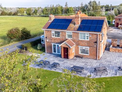 Property Image for Poplar Farm Caravan Park and Restaurant | Chapel Lane | Addlethorpe | Skegness | Lincolnshire | PE24 4TG