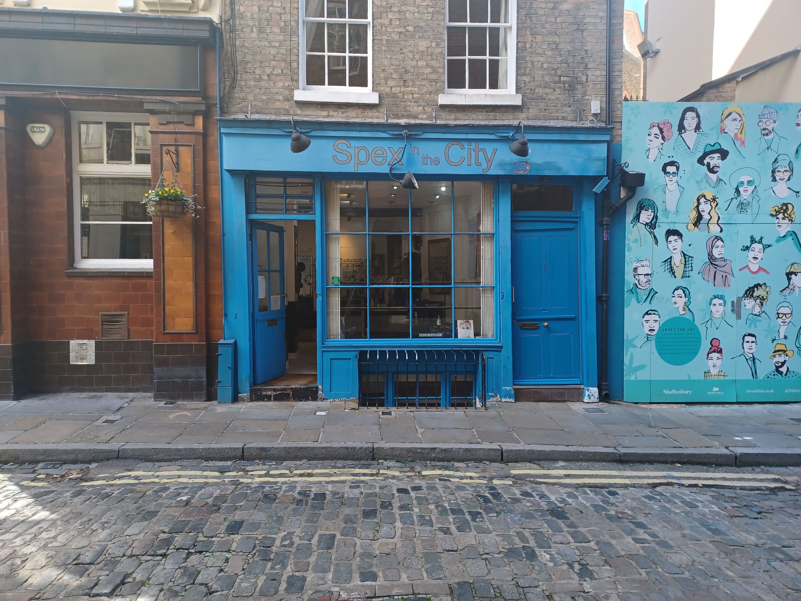 To Let 1 Shorts Gardens, London, WC2H 9AT PropList