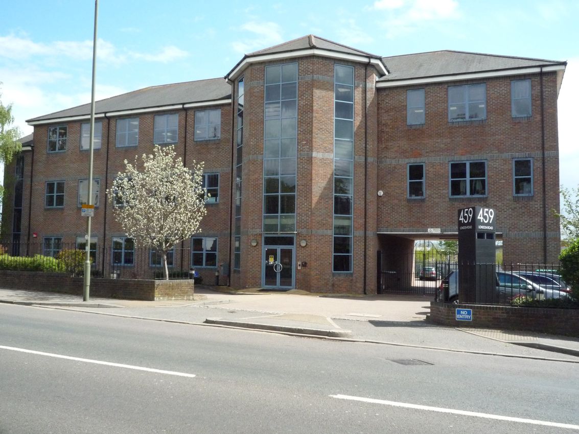 To Let 459 London Road, Camberley, GU15 3JA PropList