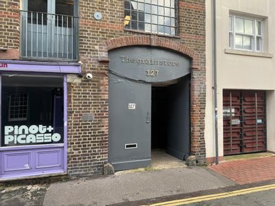Property Image for 2nd Floor Front Office, The Old Grain Store, 127 Gloucester Road, Brighton, BN1 4AF