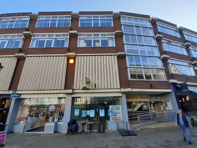 Property Image for 22 The Square, Shrewsbury SY1 1JZ