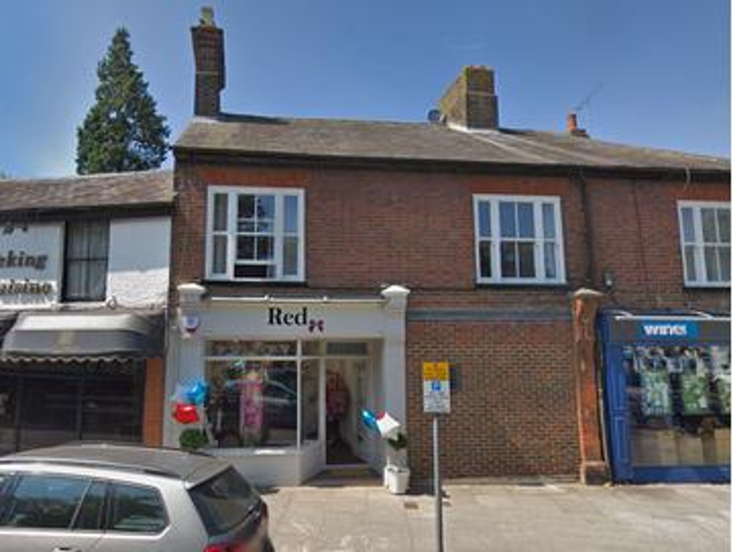 To Let 4 Church Green, Harpenden, AL5 2TP PropList