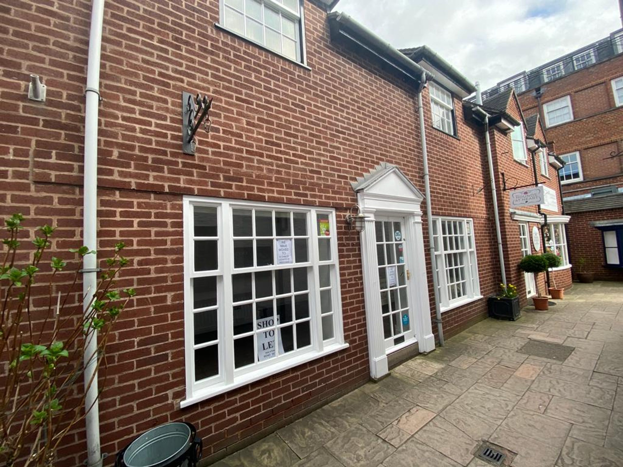 To Let 8 Tudor Row, Lichfield, WS13 6HH PropList