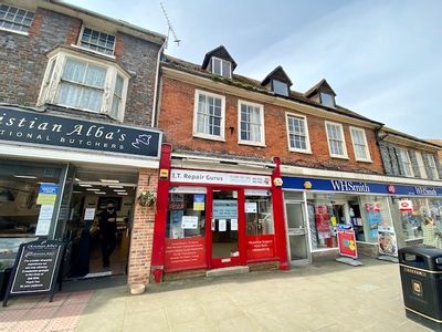 Property Image for Shop To Let 8 High Street, Hungerford, RG17 0DN