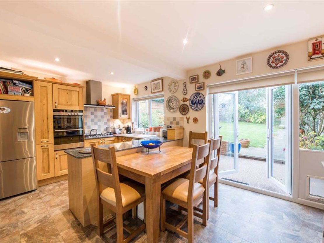 Roundmead Close, Loughton, Essex, IG10