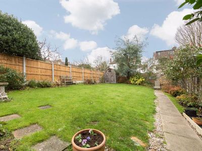 Property Image for Roundmead Close, Loughton, Essex, IG10