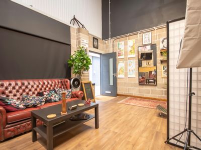 Property Image for Grainstore, Shaftesbury Lane, Blandford Forum, DT11 7EG