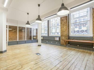 Property Image for 17 Willow Street, London, EC2A 4BH