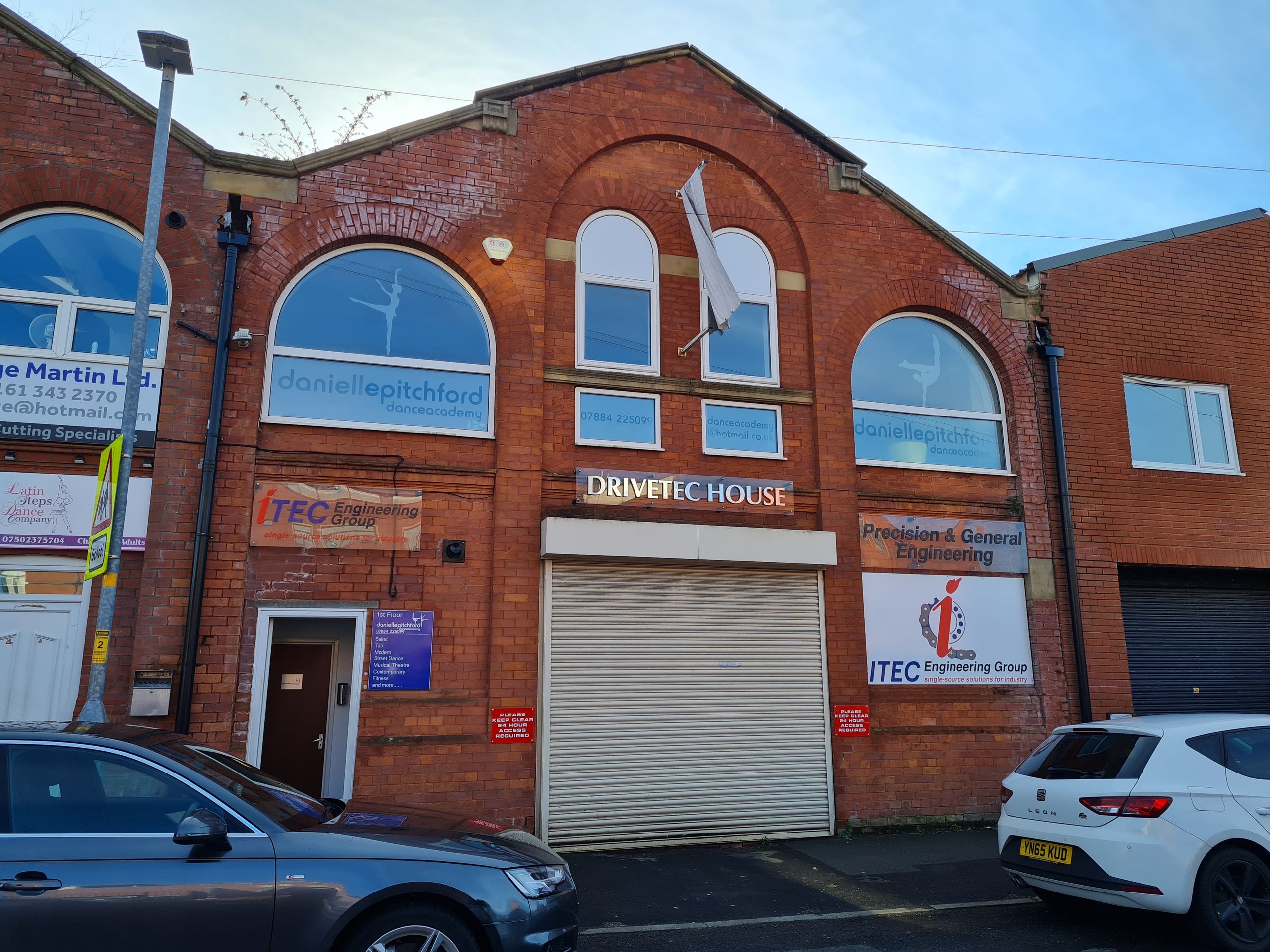 To Let Drivetec House, First Floor, Berkeley Street, Ashtonunderlyne