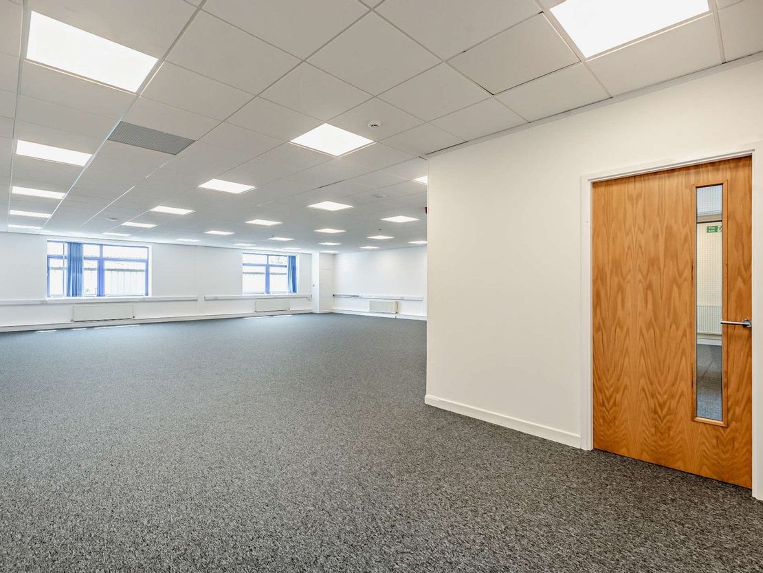 Office 13 Venture Point, M53, Stanney Mill Road, Ellesmere Port, Cheshire, CH2 4NE