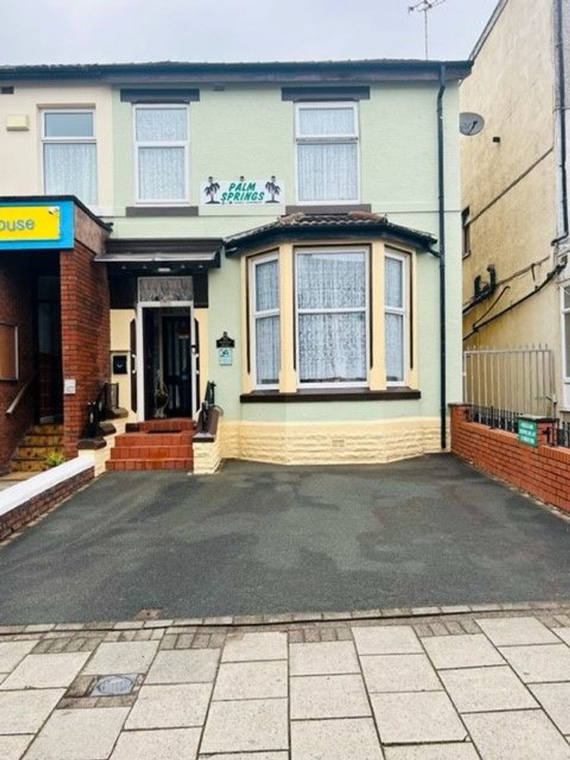 For Sale Palm Springs, 92 Hornby Road, Blackpool, FY1 PropList