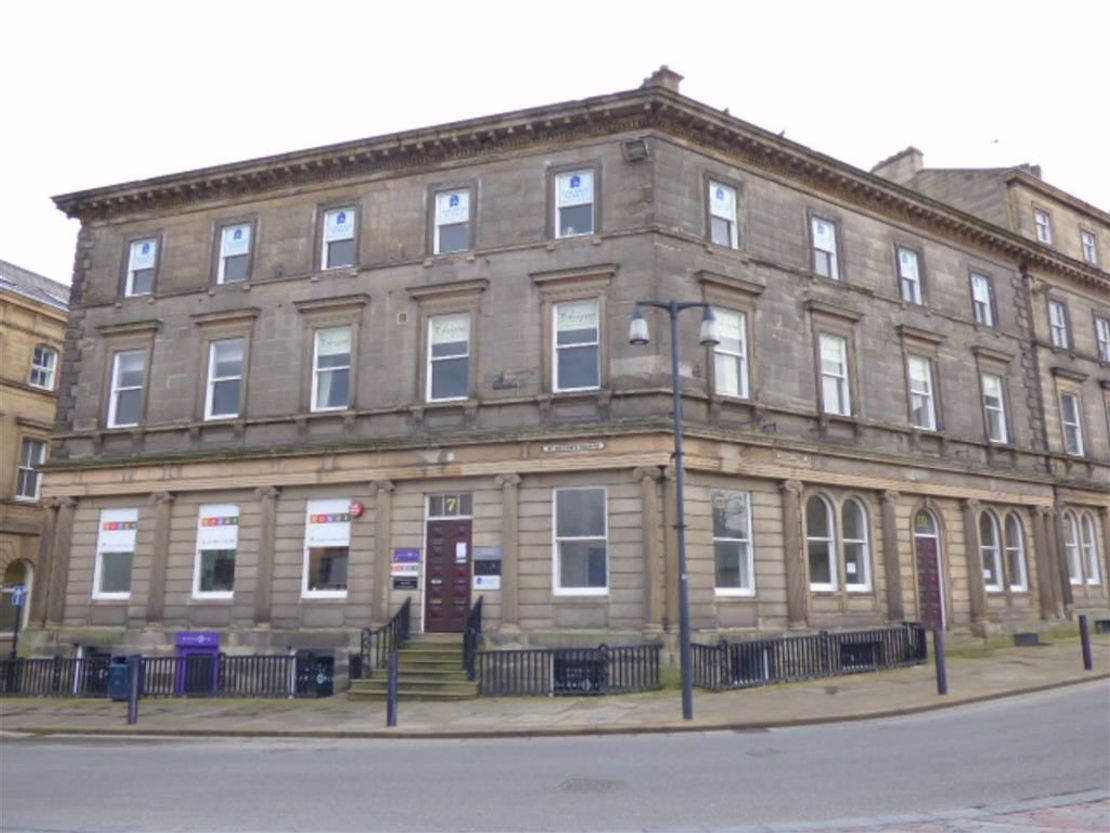 St Georges Square, Huddersfield, Huddersfield