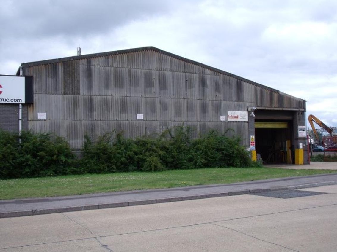 To Let Vanguard Way, Essex, SS3 9QY PropList