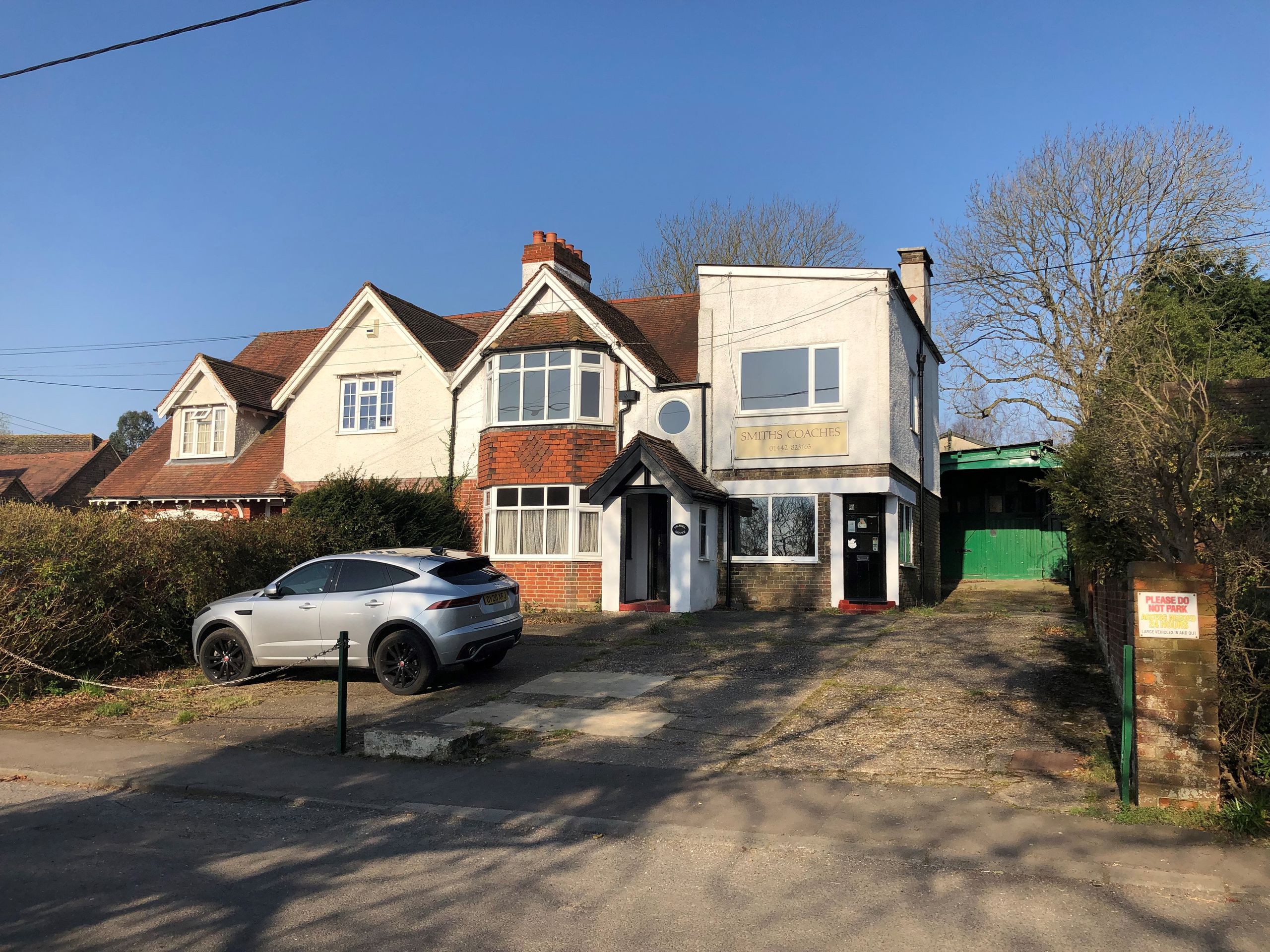 For Sale Wigginton Garage, Chesham Road, Wigginton, Tring