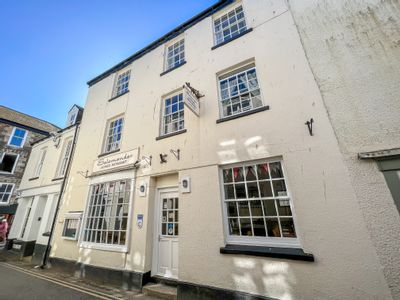 Property Image for Salamander Restaurant & Flat, 4-6 Tregoney Hill, Mevagissey, Cornwall, PL26 6RD